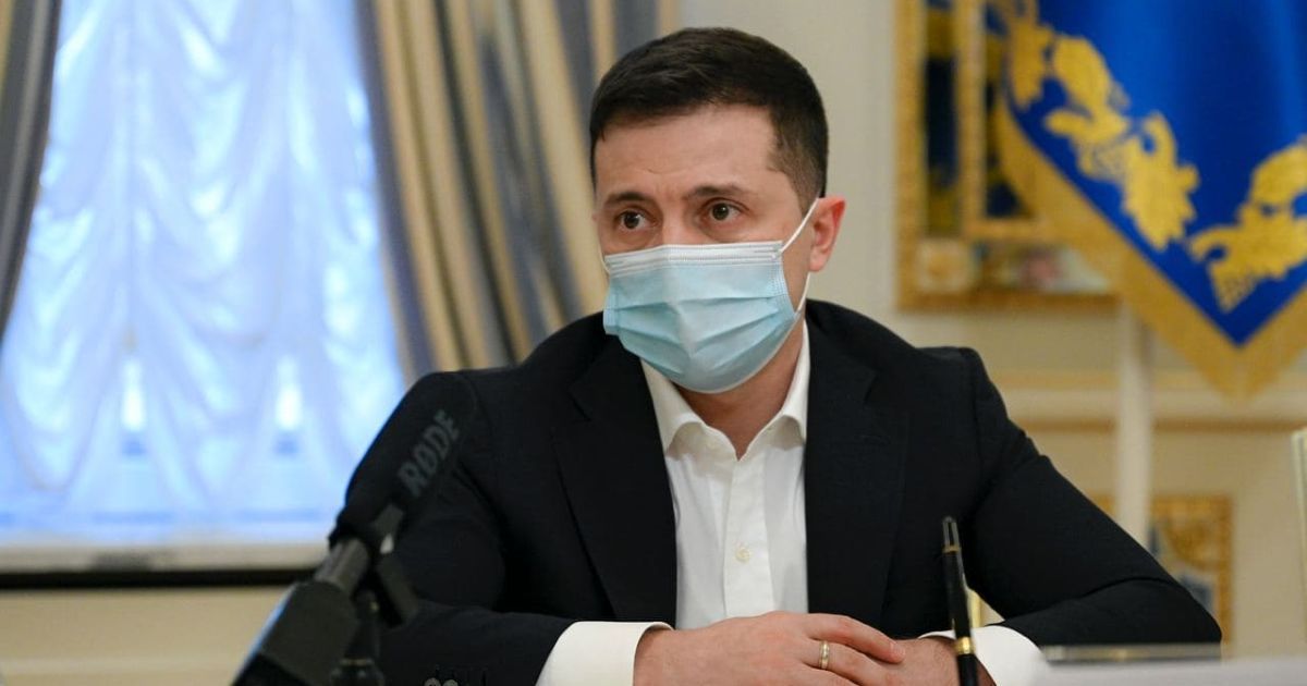 Зеленський запровадив санкції проти соратника Медведчука та наклав санкції на певні телеканали