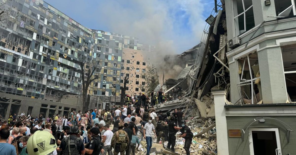 Руйнування в "Охматдиті" внаслідок атаки