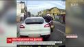 В пригороде Лондона мотоциклисты в пробке украли кошельки с элитной машины