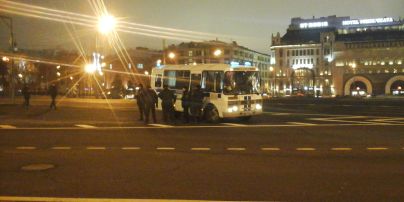 В Москве полиция разогнала акцию в поддержку Савченко и задержала активистов