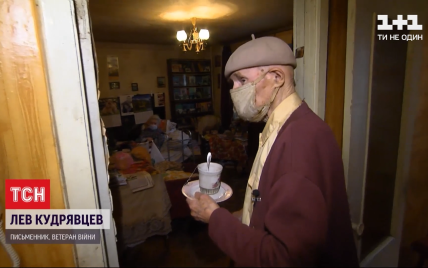 Замкнені та ізольовані у власних квартирах: як літні люди в Україні переживають карантин на самоті