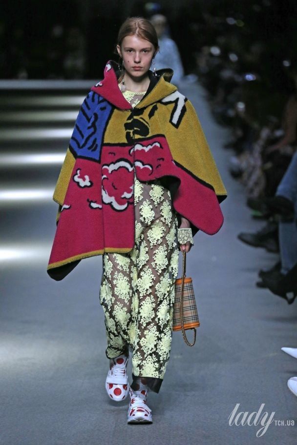 Колекція Burberry прет-а-порте сезону осінь-зима 2018-2019 / © East News
