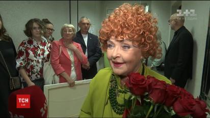 Ада Роговцева на сцені відзначила 80-річний ювілей