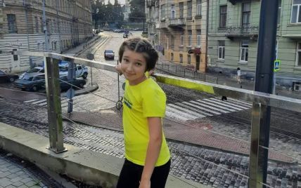 "Хочу победы Украины": 10-летняя девочка с Одесчины во второй раз отдала ВСУ 10 тыс. грн, подаренные ей волонтерами