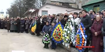 Скандал на Тернопольщине: с похорон героя АТО с позором прогнали руководителей области и района