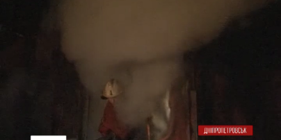 За минуту до трагедии: огнеборцы остановили пламя в нескольких метрах от баллонов с углекислотой