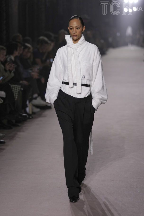 Показ Victoria Beckham осінь-зима 2025-2026 / © Associated Press