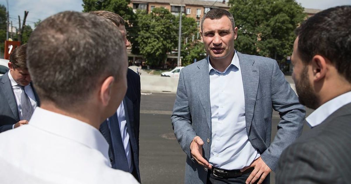 Кличко розповів, чому в Києві зникла гаряча вода і чи буде вона влітку