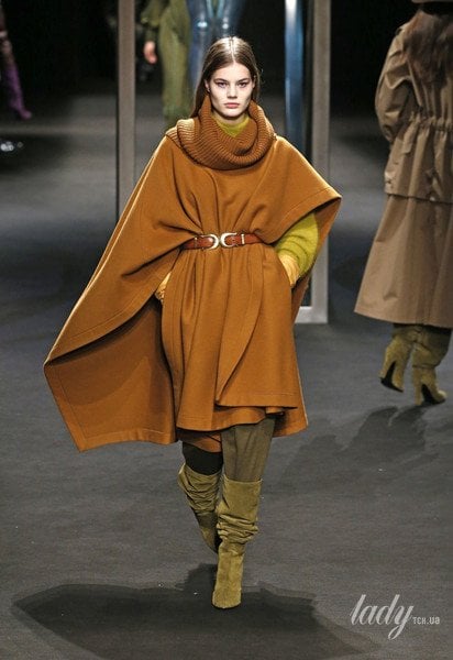 Коллекция Alberta Ferretti прет-а-порте сезона осень-зима 2018-2019 / © East News