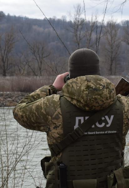 Прикордоннику заочно повідомили про підозру в умисному вбивстві