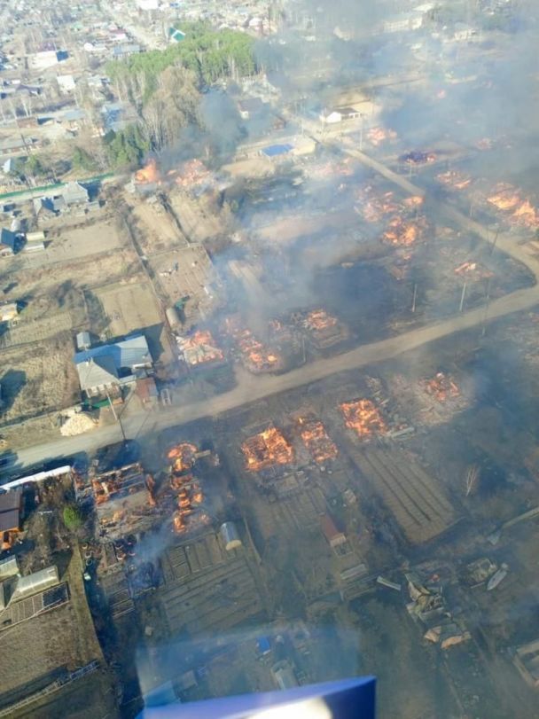 У російському селиці Сосьва згоріло багато будинків. Фото: російські пропагандисти / © 
