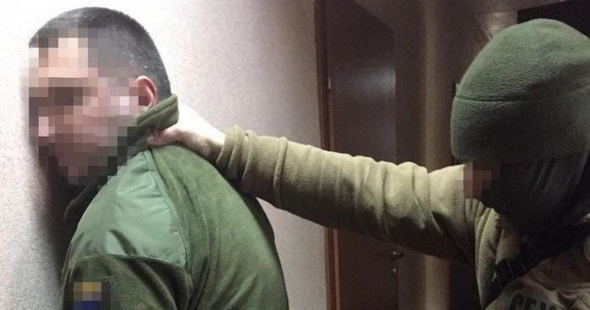 На Одесчине задержали начальника военкомата, который за взятку помогал уклониться от мобилизации