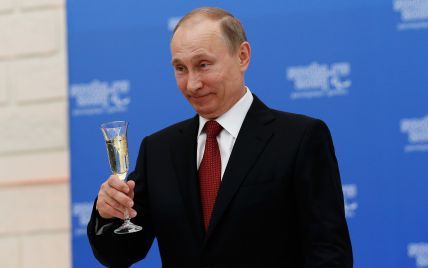 Більшість росіян задоволені роботою Путіна - опитування