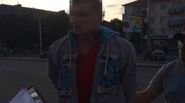 поліцейського затримали на продажі наркотиків_1 / © Департамент противодействия наркопреступности Национальной полиции Украины