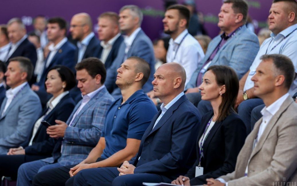 © УНІАН