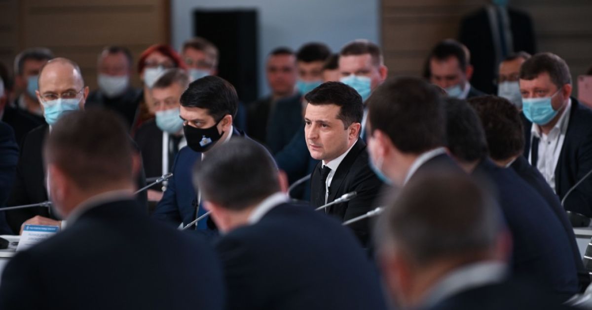 "Робота має бути не на папері": Зеленський назвав перше завдання Конгресу місцевих і регіональних влад