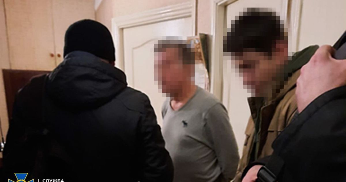 В Киеве задержали организаторов ботофермы: злоумышленники распространяли роспропаганду (фото)