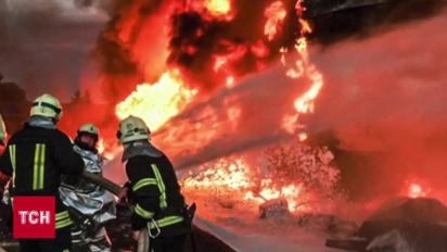 12 годин полум'я! У Тернополі загасили пожежу, яка виникла після ворожої атаки