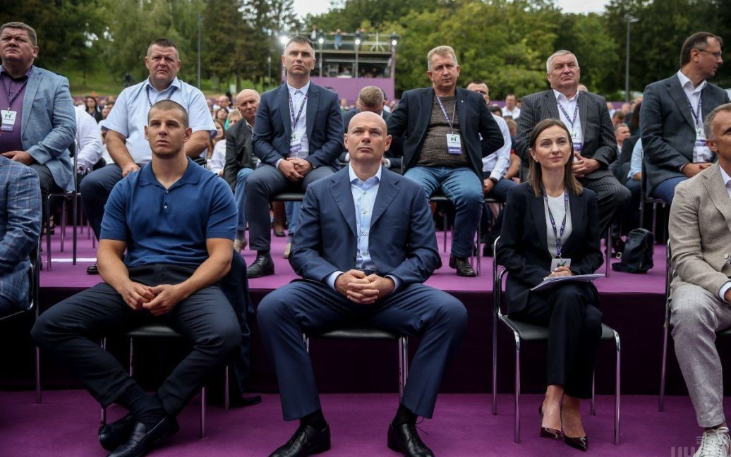 © УНІАН