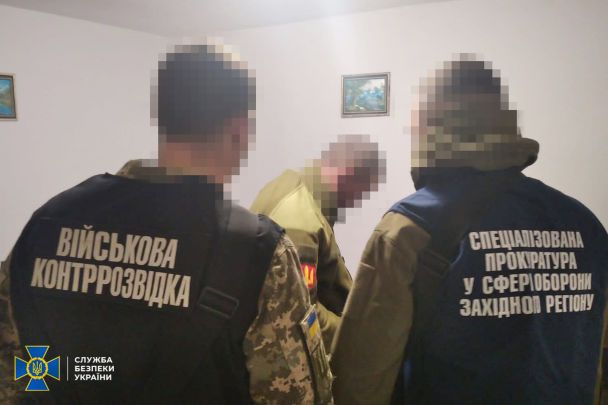 СБУ викрила двох військових і лікарку, які шпигували для РФ на Яворівському полігоні. / © 