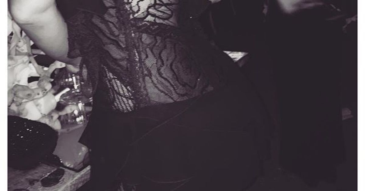 Кардашян опубликовала пикантные снимки / © instagram.com/kimkardashian