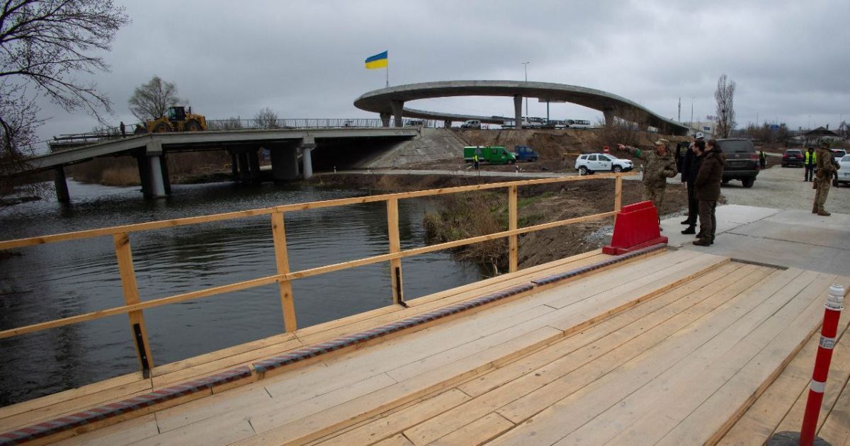 Від наступного тижня на Житомирській трасі поблизу Стоянки відкриють переправу - Тимошенко