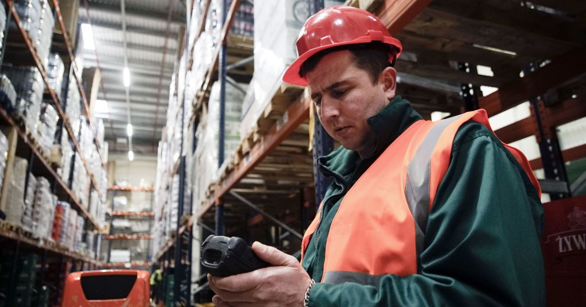 Польша начнет прививать украинских заробитчан COVID-вакциной от J&J