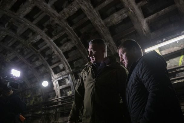 Віталій Кличко в тунелі метро столиці / © 