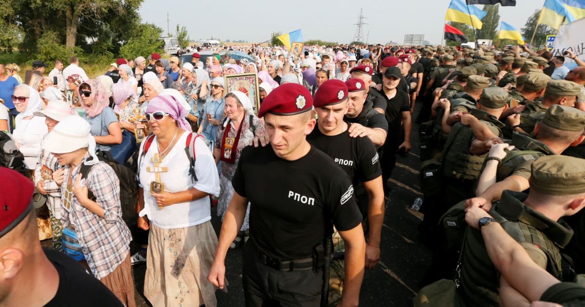 СБУ зібрала в себе священиків напередодні входу процесії УПЦ МП до Києва