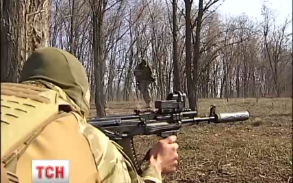 Вечером боевики 21 раз обстреляли позиции сил АТО на Донбассе