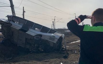 Порно в автобусе русское смотреть. Подборка в автобусе русское порно видео.