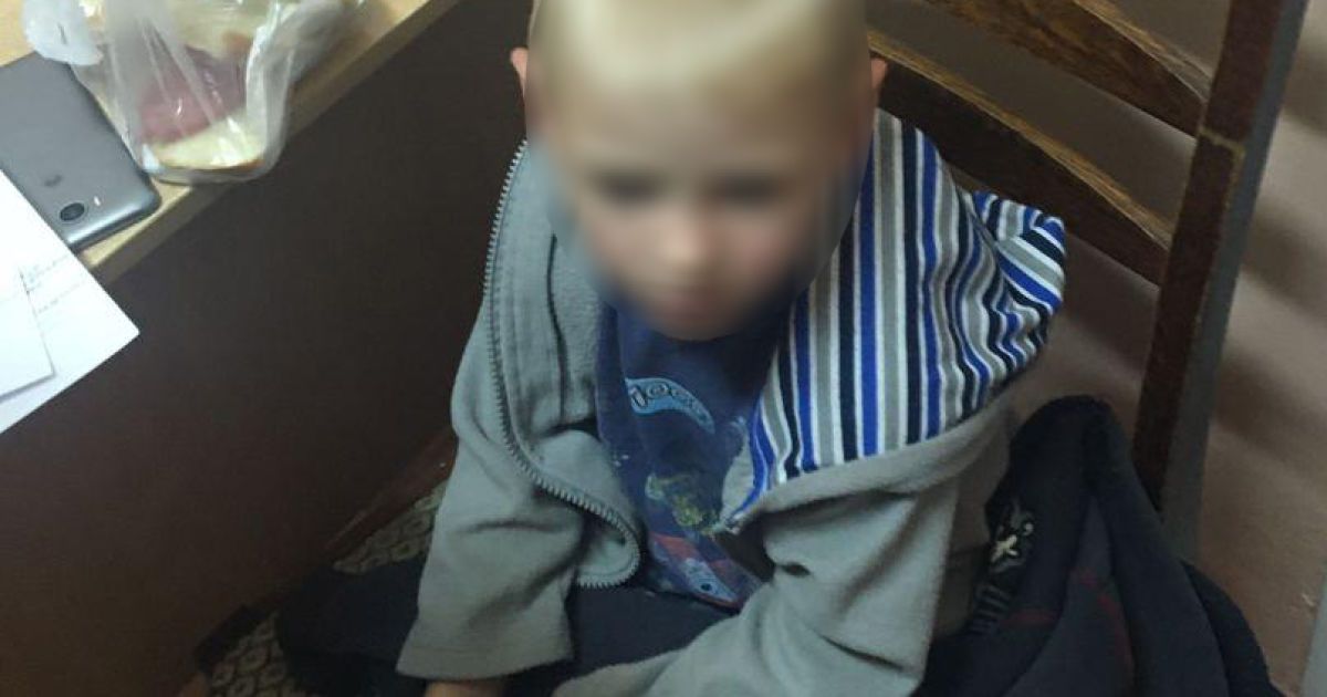 У Чернігові п'яна мати залишила свого чотирирічного сина пізно ввечері на вулиці: його госпіталізували