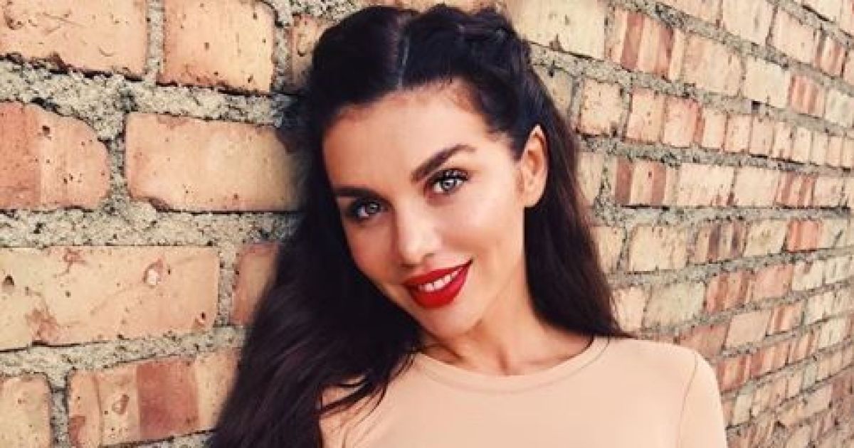 Анна Седокова впервые привезла сына в Киев