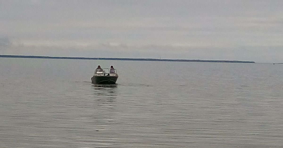 Вибухи у Київському водосховищі_2 / © ГСЧС