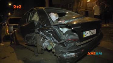 На улице Милославской в столице "Сеат" помял 8 машин