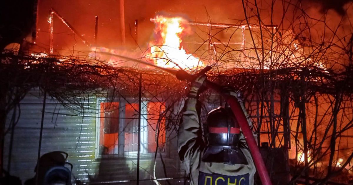 З вогню врятовано п’ятьох дітей і двох дорослих