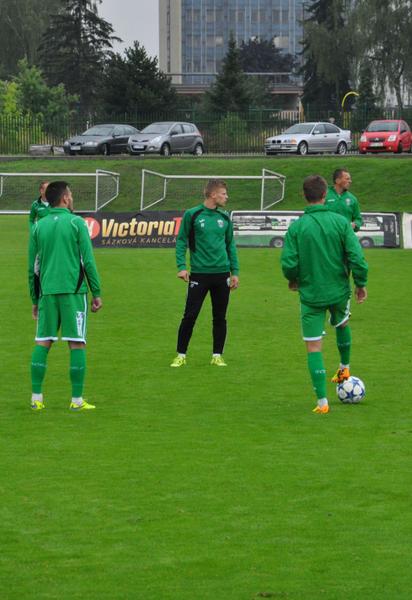 "Карпати" розірвали контракти з двома футболістами