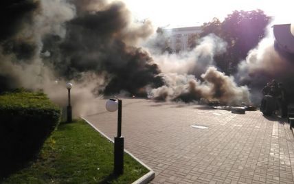 "Азов" vs. "Киевгорстрой": побоище с полицией, задержание и странные "строители"