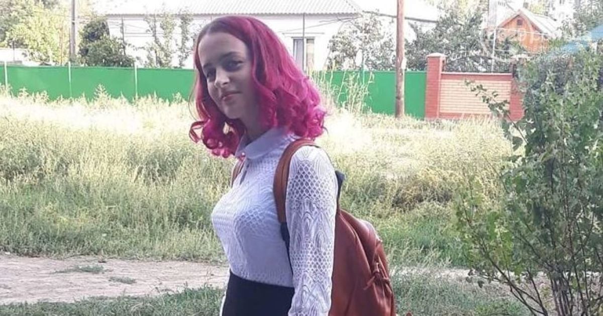 Әдемі ананың ұлын берген секс видеосы