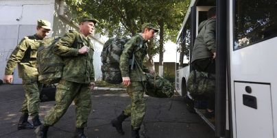 У Росії на війну гребуть усіх, а контрактників уже не відпускають з війни | Олег Жданов