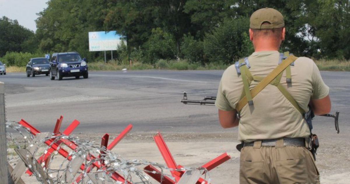 Бойовики "ЛНР" обстріляли блокпост в Трьохізбенці