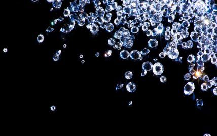 Перейшли на рупії: Росія знайшла спосіб продавати діаманти за кордон - Bloomberg