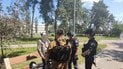 Мужчина с георгиевской лентой угрожал людям в парке Киото