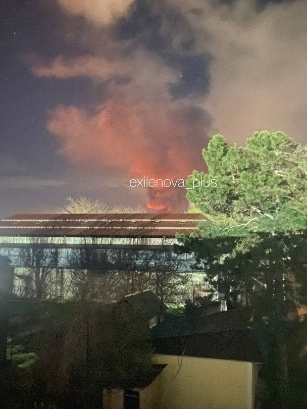 У РФ знову атакували нафтопровідну станцію 