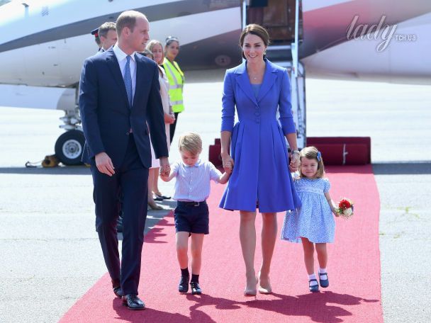 Герцогиня Кембриджская и принц Уильям с детьми в Берлине / © Getty Images