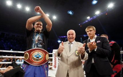 Украинского боксера Усика признали интерконтинентальным чемпионом года
