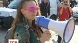 Столичные активисты устроили шествие, посвященное защите прав женщин