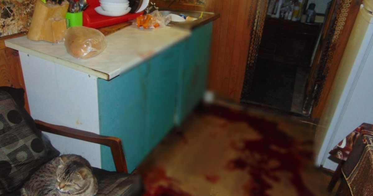 На Київщині 19-річний хлопець ледь не вбив свою 34-річну співмешканку (фото)