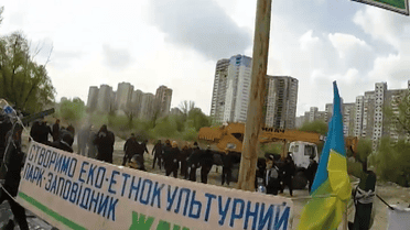 За що б’ються тітушки депутатів Київради на Качиному озері