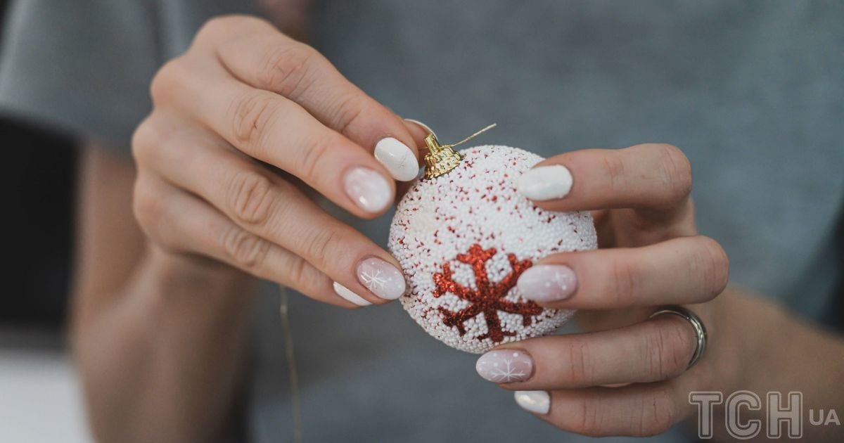 Маникюр на зиму: топ-5 модных идей для вдохновения